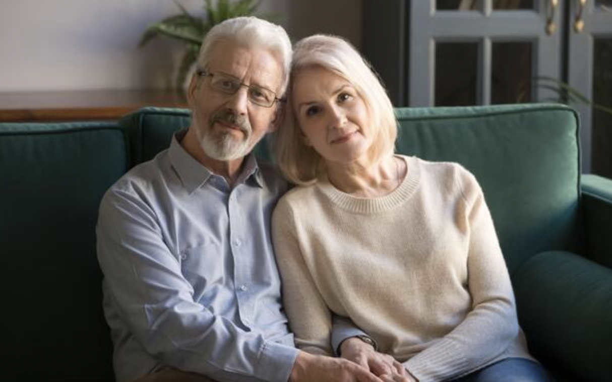 senior dating in Canada